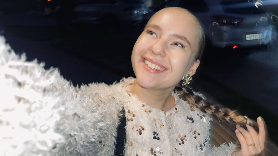 Live Anal Pantyhose Chat with CristinAuslander