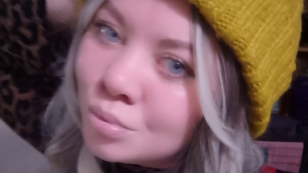 KiraMimi's profile from Jasmin at GirlsOfJasmin'