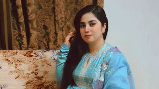 Kostenlos Nackt EzzaBella