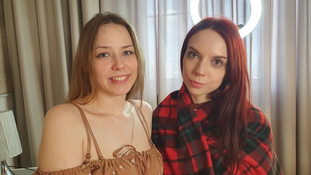 ElfyAndAntonia live cam model at LiveJasmin