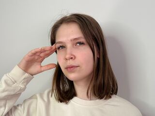 free web cam chat GuinevereDaunt