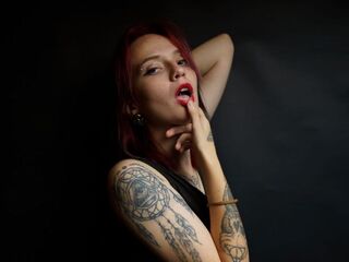 ZaraCoup MILF live cam models