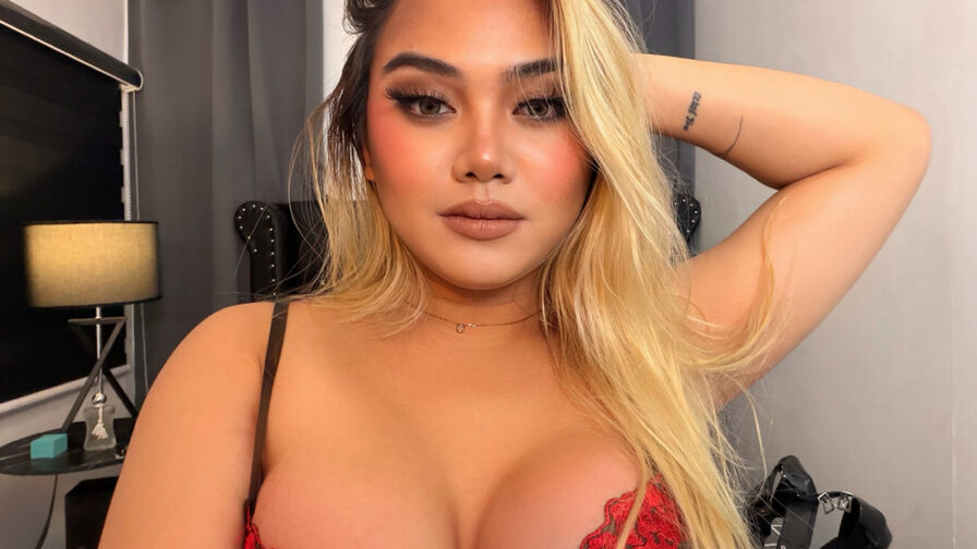 Start Anal Finger YoshiJenner