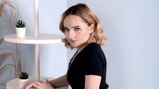 Free Nude LunaFrosen