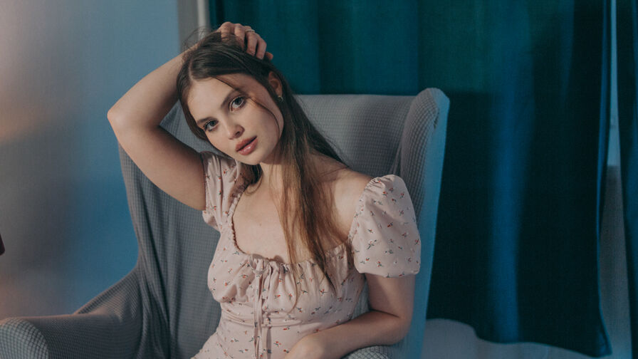Live Sex Chat with TessaMeadows
