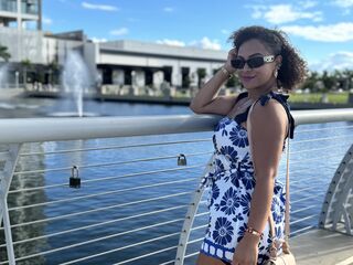 KarinaRincon Live Cam Model