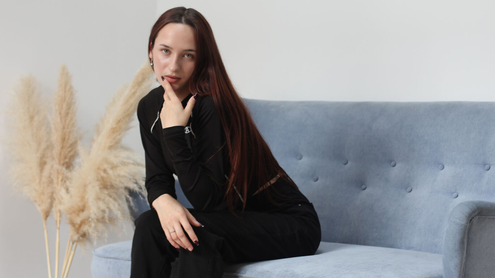 LaraBrunsh erotic portrait