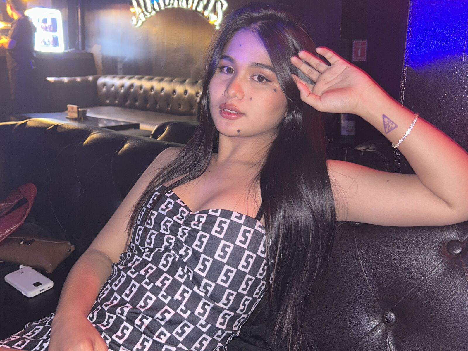 Live cam for AngelCavendish