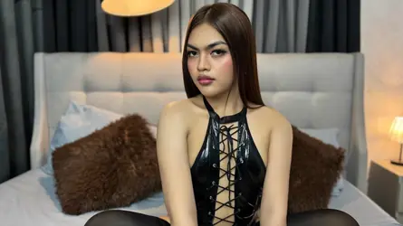 AmaraLore's chat room