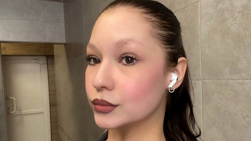 GwenCowee online on GirlsOfJasmin