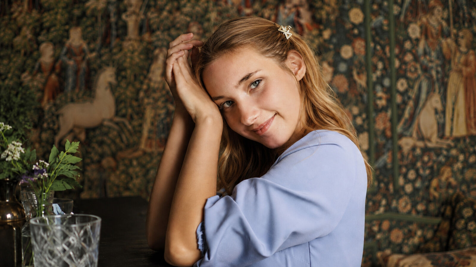 ElsieEverly erotic portrait
