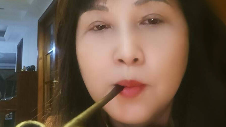 Watch GreenHua live on eighteen plus