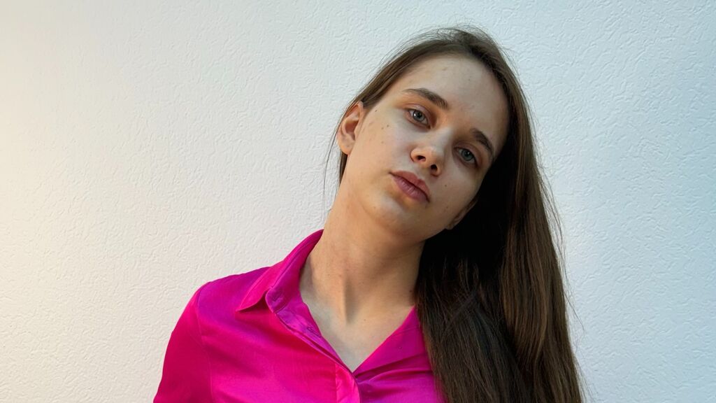 LilianFarro's profile from Jasmin at GirlsOfJasmin'