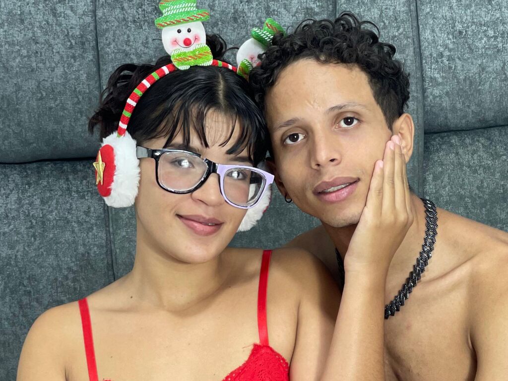LuisaAndVictor private show profile image