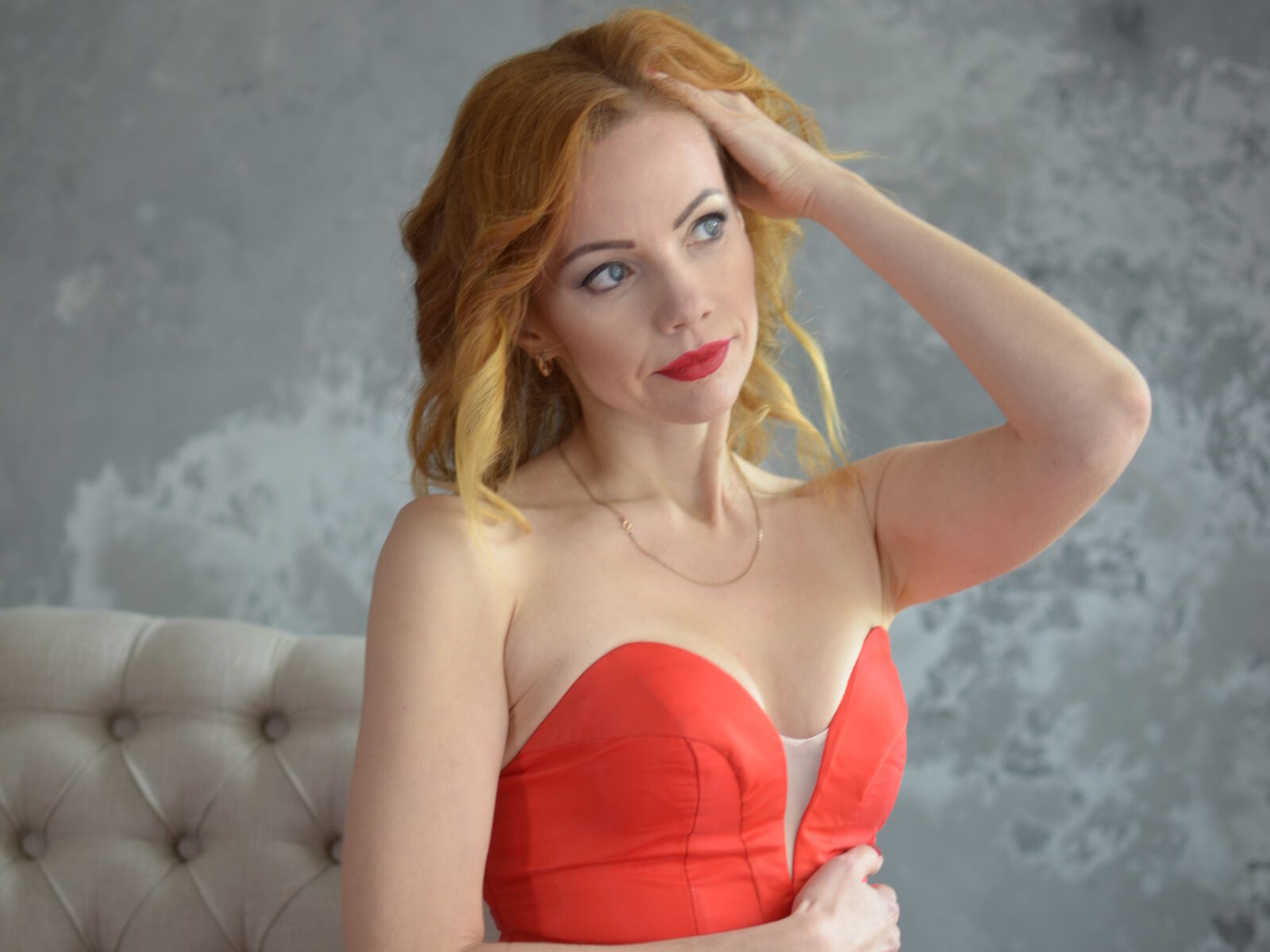 Live cam for TalisiaBell