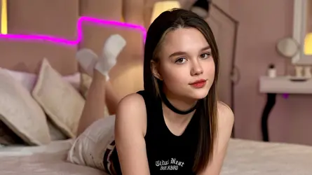 RachelHarries's chat room