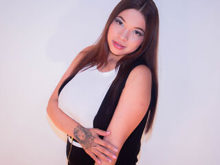 Webcam model AliceCassel from LiveJasmin