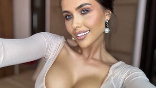 Free Nude Anais