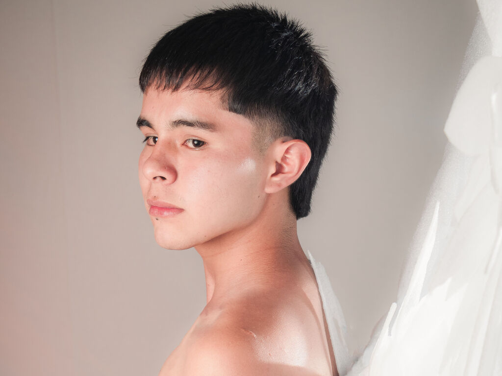 RavenSaen LiveJasmin member chat profile picture