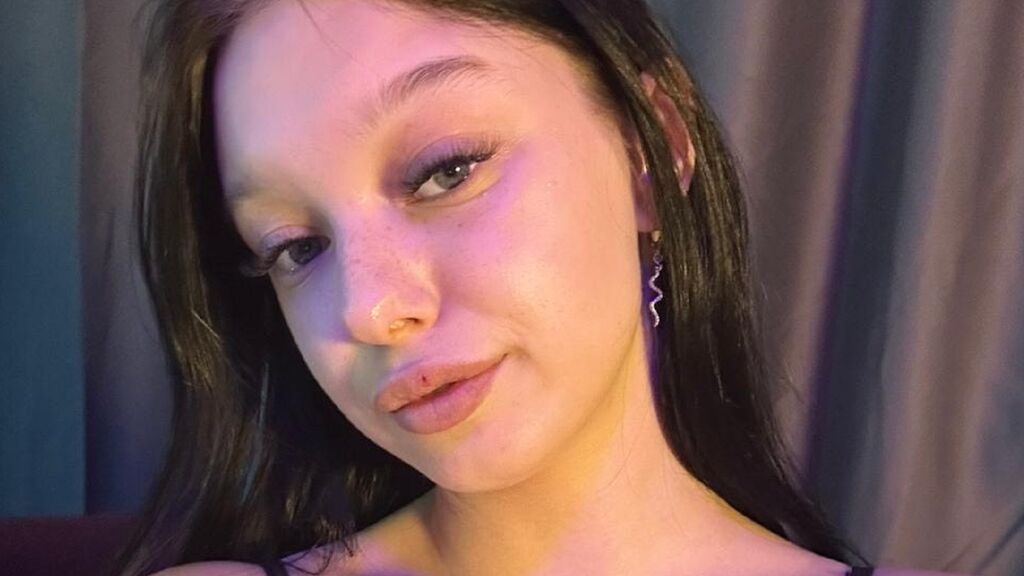 BrandyStarrr online on GirlsOfJasmin