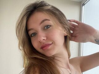 AnnetBency Oral live sex