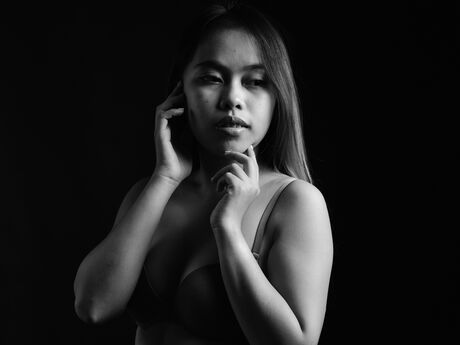 Chat with CasandraLuna