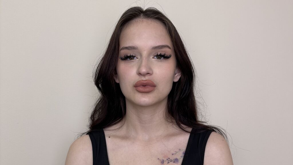BambiCleaveland online on GirlsOfJasmin