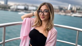 NaraLuxi LiveJasmin girl private chat image