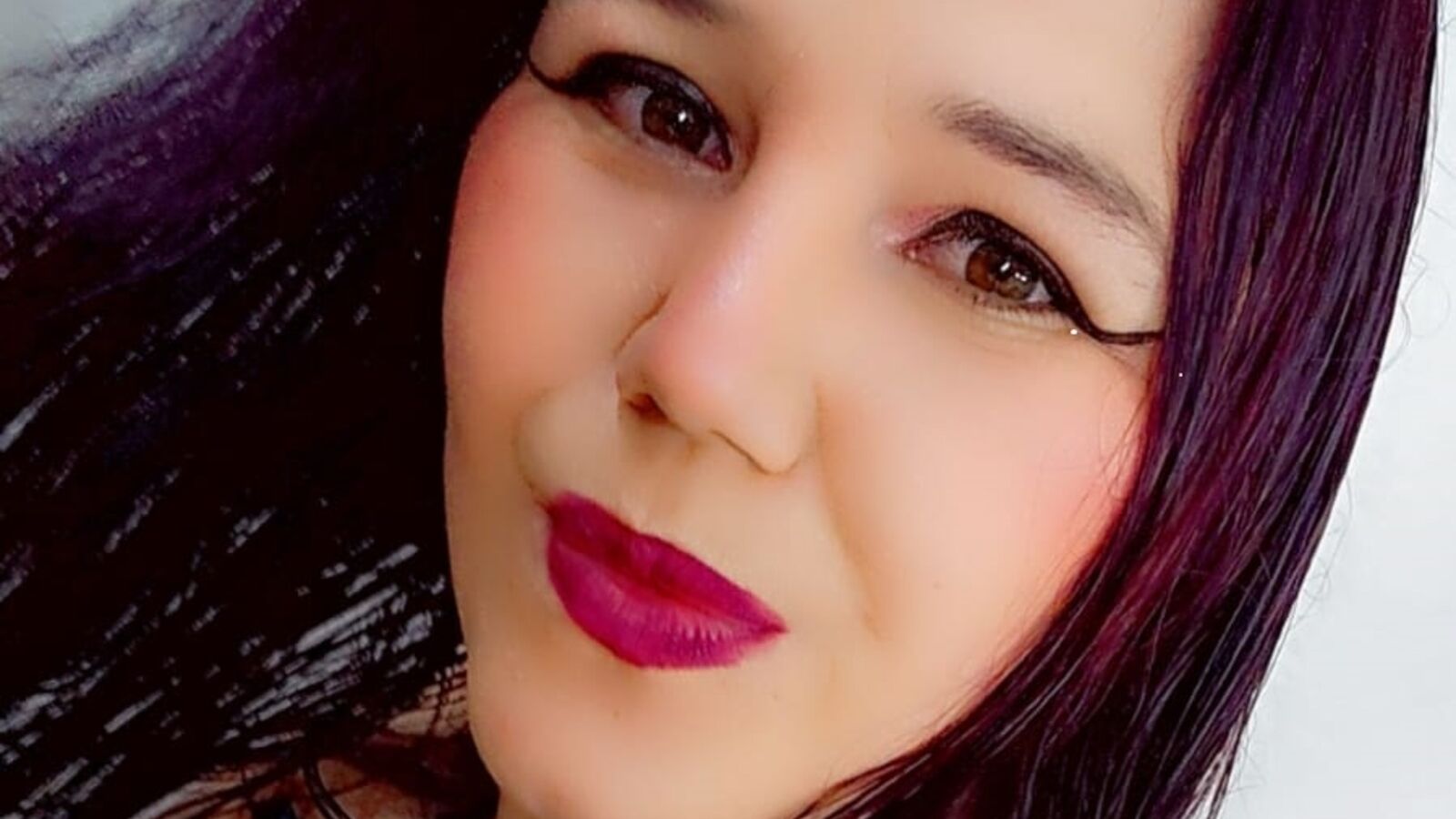 RousRios erotic portrait