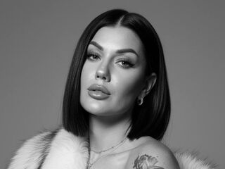 YvonneEverle YvonneEverle