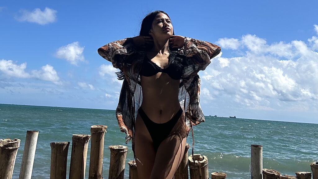 MaxColline online cam on GirlsOfJasmin