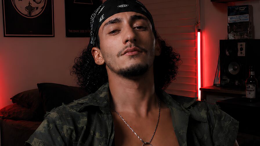 Join ArthurKurt’s Live Webcam Show
