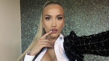 ElsaPressley webcam show