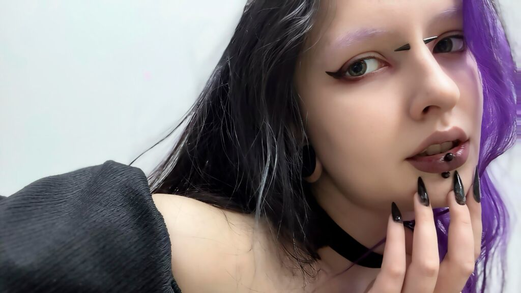 AdaMensoline's profile from Jasmin at GirlsOfJasmin'