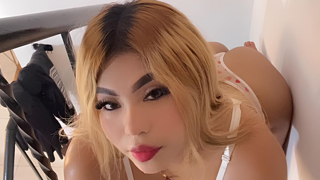 Watch fetish performer KimRossy from LiveJasmin at GirlsOfJasmin