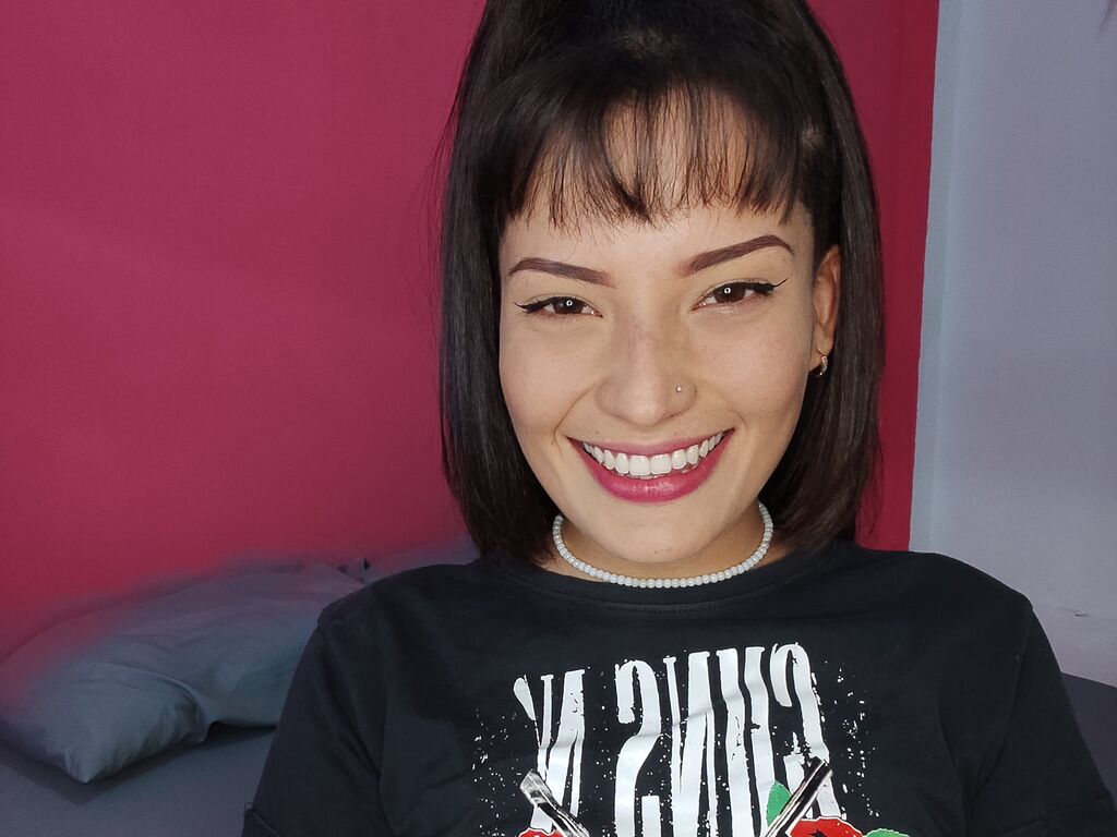 AmberExposito webcam show