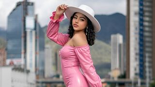 FernandaCoa live cam