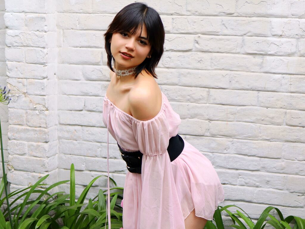 MilaBernal Nude