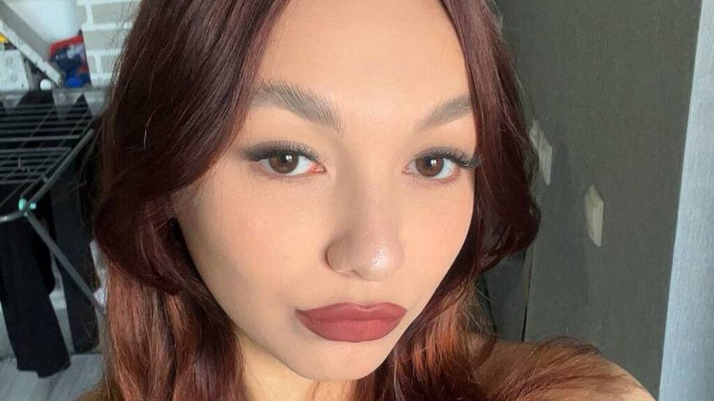 LauraTimperman's profile from Jasmin at GirlsOfJasmin'