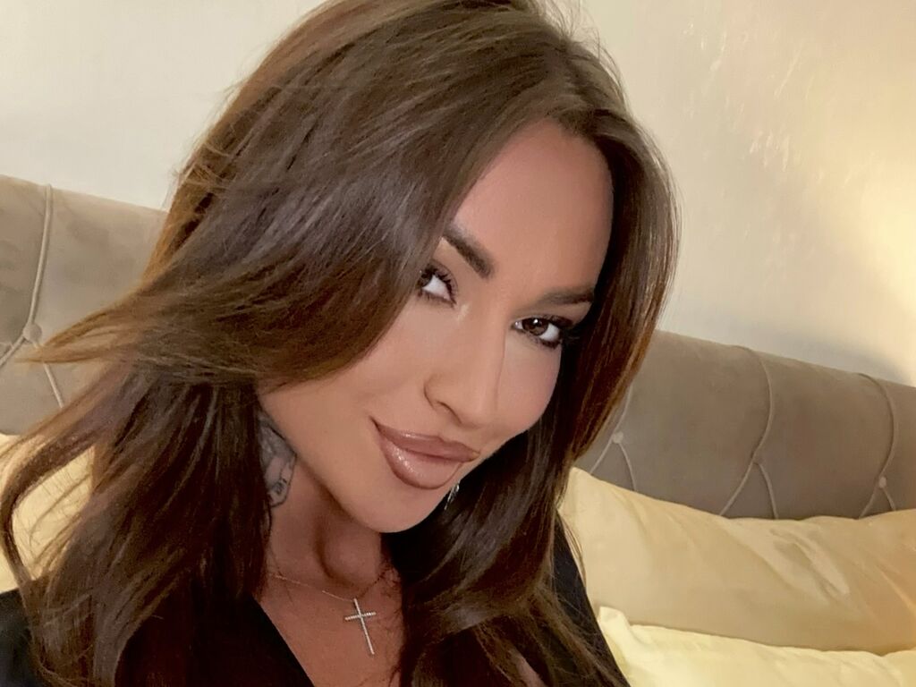 IvyEdhessa age 27