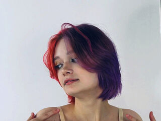 Webcam model OliviaSkott from LiveJasmin