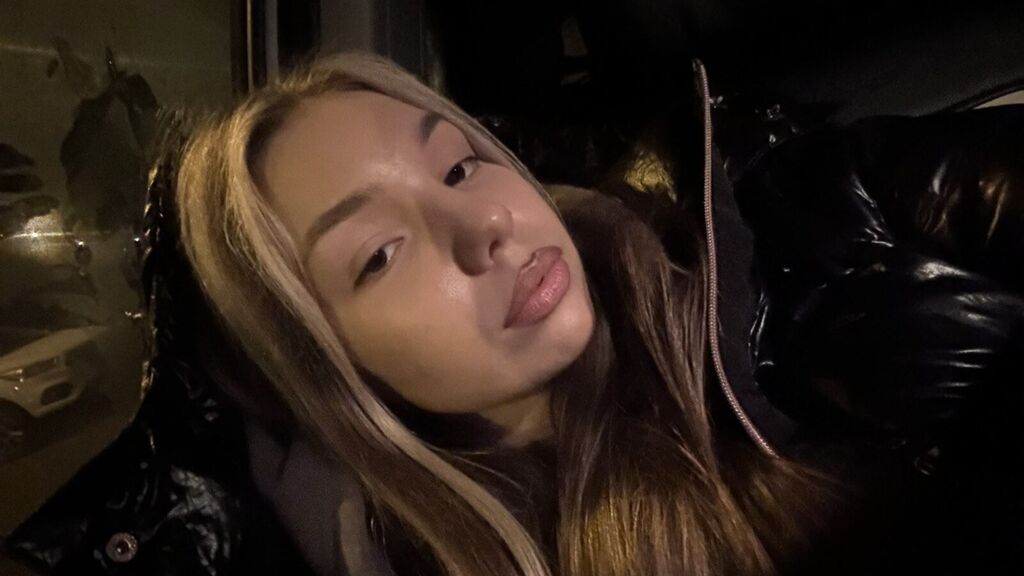 LenoreGhanayem's profile from Jasmin at GirlsOfJasmin'