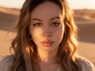 chat on live NicoleNox