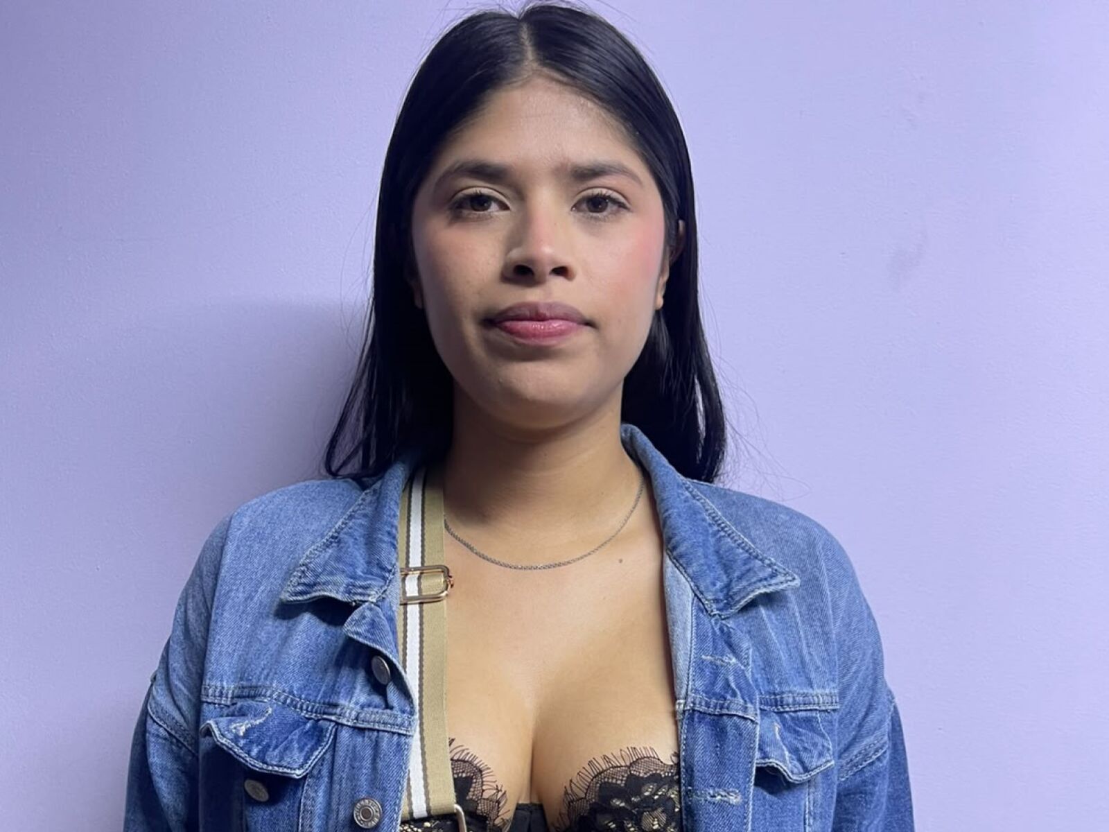 Live cam for AmeliaLaurent