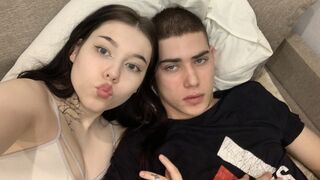 Kostenlos Nackt YulyaAndMax