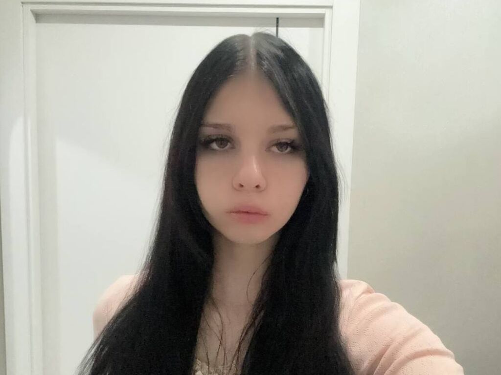 TheressaCaiozzo Nackt