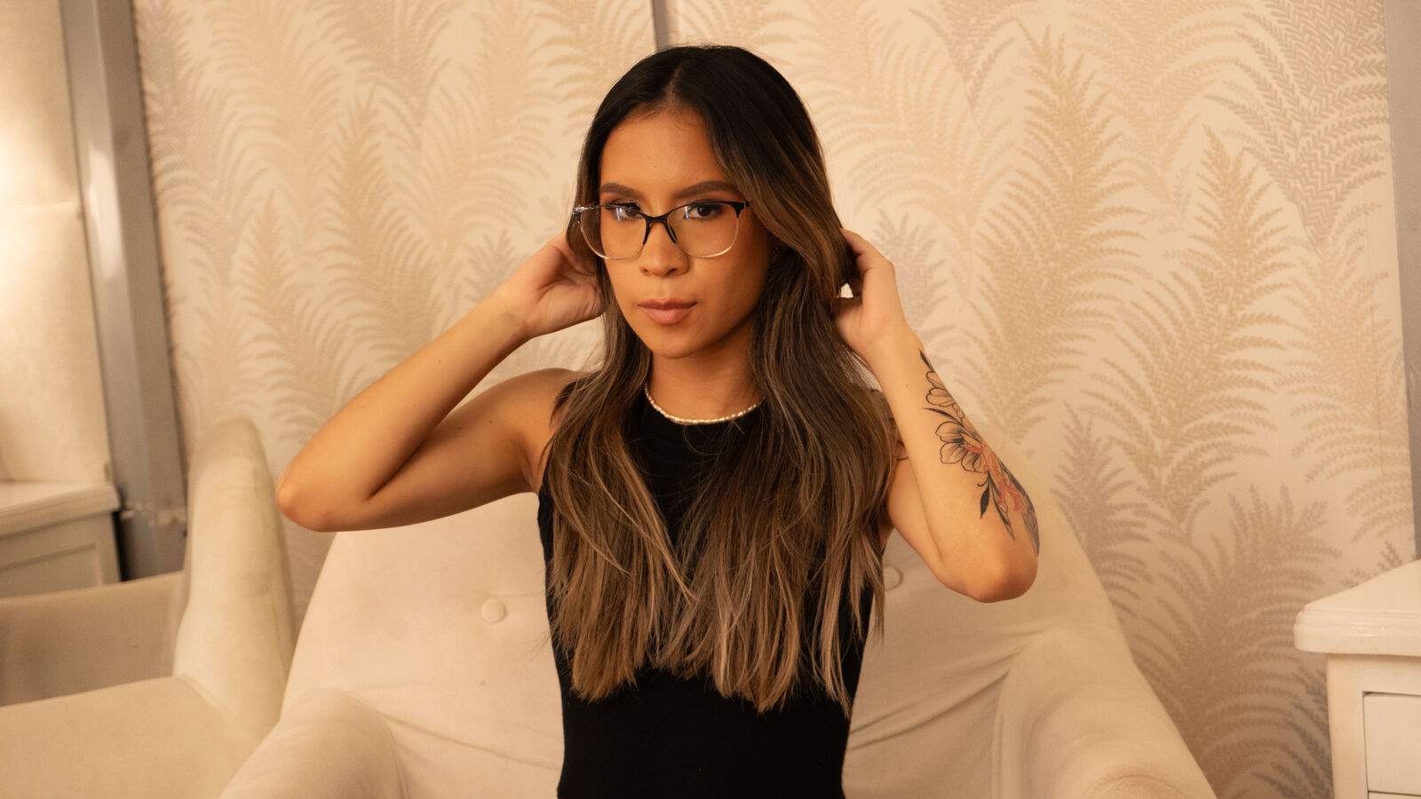 LannaCruise erotic portrait