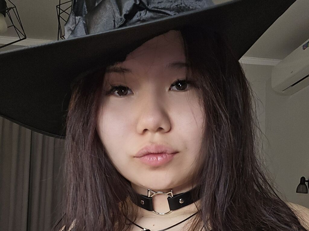 NamiAster live girl webcam profile