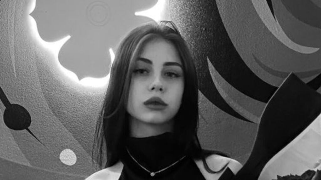 Watch DawnGoller from LiveJasmin on GirlsOfJasmin