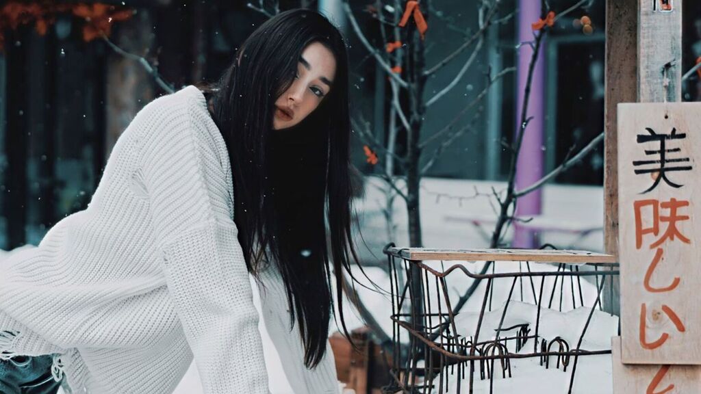 BrittBenthall online on GirlsOfJasmin